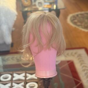 Blonde Women's Hair Wig